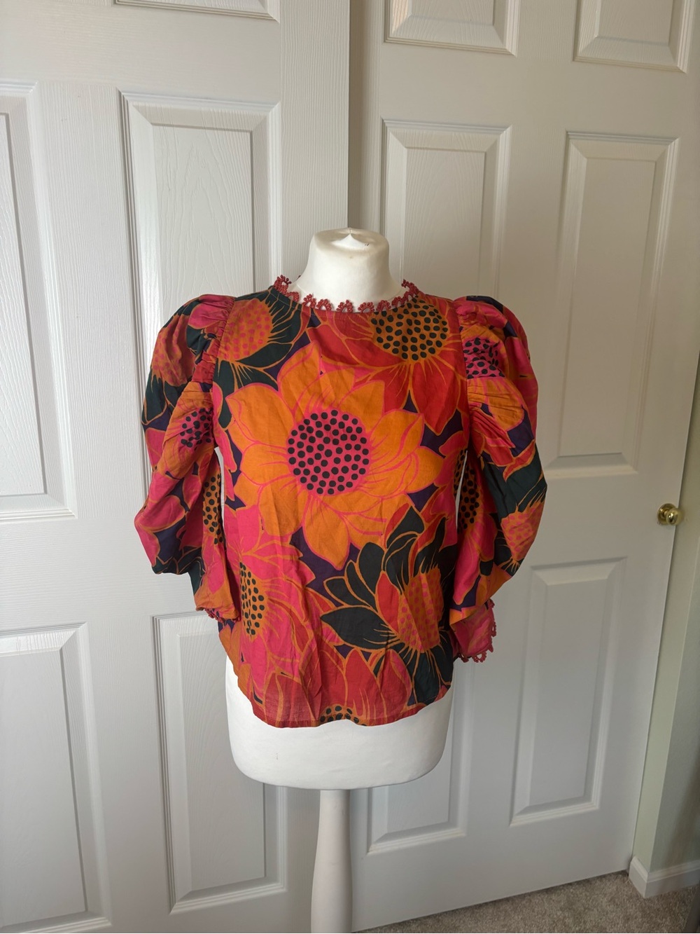 Farm Rio Blooming Gardens Floral Puff Sleeve Blouse Size Small Whimsical Cotton